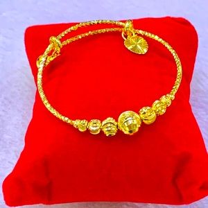 Fashion jewelry
